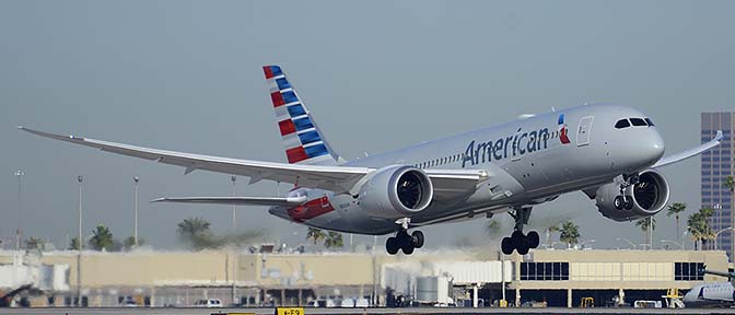 American Airlines' first Boeing 787-823 N800AN, Phoenix Sky Harbor, March 8, 2015